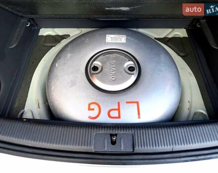 Сірий Фольксваген Golf Plus, об'ємом двигуна 1.4 л та пробігом 247 тис. км за 5100 $, фото 58 на Automoto.ua