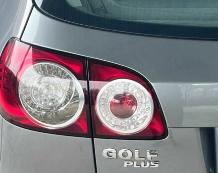 Серый Фольксваген Гольф Плюс, объемом двигателя 1.6 л и пробегом 177 тыс. км за 7199 $, фото 18 на Automoto.ua