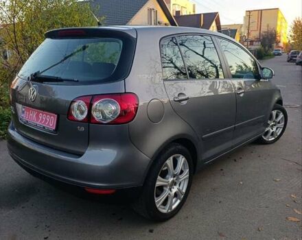 Серый Фольксваген Гольф Плюс, объемом двигателя 1.6 л и пробегом 217 тыс. км за 7400 $, фото 15 на Automoto.ua