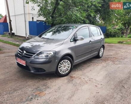 Серый Фольксваген Гольф Плюс, объемом двигателя 1.6 л и пробегом 212 тыс. км за 6100 $, фото 1 на Automoto.ua