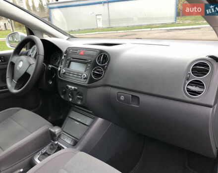 Серый Фольксваген Гольф Плюс, объемом двигателя 1.6 л и пробегом 202 тыс. км за 6800 $, фото 34 на Automoto.ua