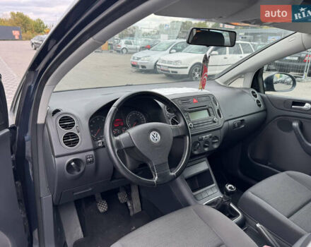 Сірий Фольксваген Golf Plus, об'ємом двигуна 1.6 л та пробігом 209 тис. км за 6700 $, фото 11 на Automoto.ua