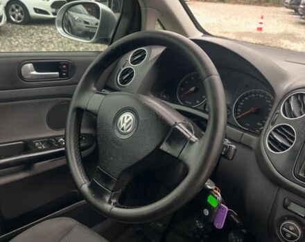 Серый Фольксваген Гольф Плюс, объемом двигателя 0 л и пробегом 200 тыс. км за 5500 $, фото 11 на Automoto.ua