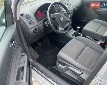 Серый Фольксваген Гольф Плюс, объемом двигателя 1.9 л и пробегом 216 тыс. км за 2950 $, фото 12 на Automoto.ua