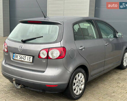 Серый Фольксваген Гольф Плюс, объемом двигателя 1.6 л и пробегом 215 тыс. км за 5499 $, фото 8 на Automoto.ua