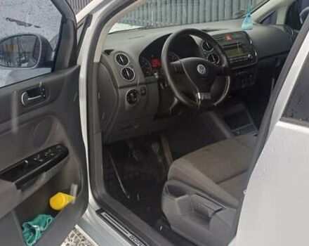 Серый Фольксваген Гольф Плюс, объемом двигателя 1.39 л и пробегом 254 тыс. км за 5800 $, фото 10 на Automoto.ua