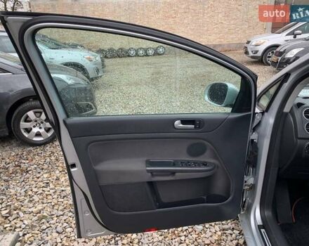 Серый Фольксваген Гольф Плюс, объемом двигателя 0 л и пробегом 260 тыс. км за 5399 $, фото 8 на Automoto.ua