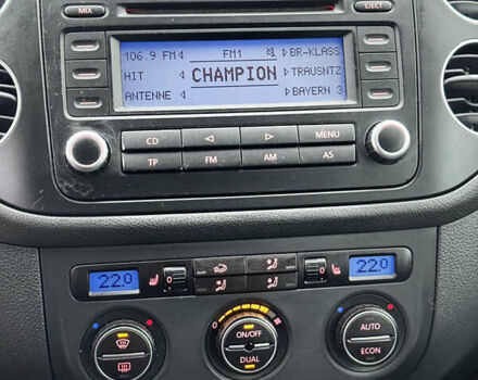 Серый Фольксваген Гольф Плюс, объемом двигателя 1.4 л и пробегом 226 тыс. км за 5300 $, фото 32 на Automoto.ua