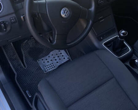 Серый Фольксваген Гольф Плюс, объемом двигателя 1.6 л и пробегом 212 тыс. км за 5399 $, фото 14 на Automoto.ua