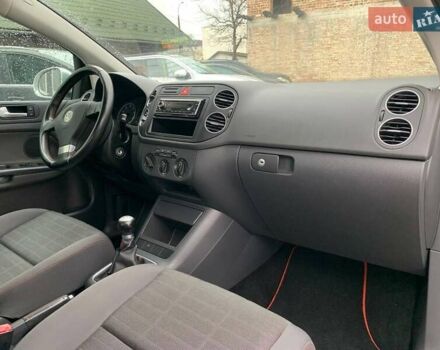 Серый Фольксваген Гольф Плюс, объемом двигателя 0 л и пробегом 260 тыс. км за 5399 $, фото 12 на Automoto.ua