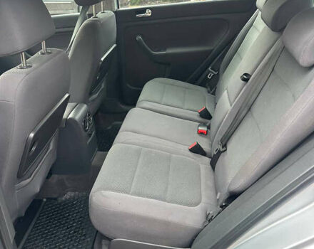 Серый Фольксваген Гольф Плюс, объемом двигателя 1.6 л и пробегом 250 тыс. км за 5300 $, фото 8 на Automoto.ua