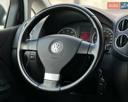 Серый Фольксваген Гольф Плюс, объемом двигателя 1.39 л и пробегом 212 тыс. км за 5500 $, фото 22 на Automoto.ua