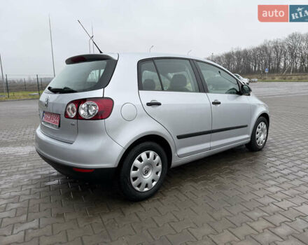 Сірий Фольксваген Golf Plus, об'ємом двигуна 1.6 л та пробігом 194 тис. км за 5950 $, фото 5 на Automoto.ua