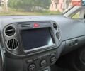 Серый Фольксваген Гольф Плюс, объемом двигателя 1.6 л и пробегом 275 тыс. км за 6500 $, фото 4 на Automoto.ua