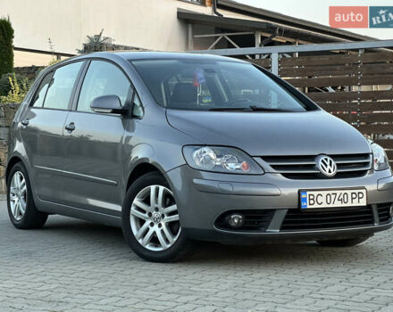 Сірий Фольксваген Golf Plus, об'ємом двигуна 1.6 л та пробігом 260 тис. км за 6799 $, фото 15 на Automoto.ua