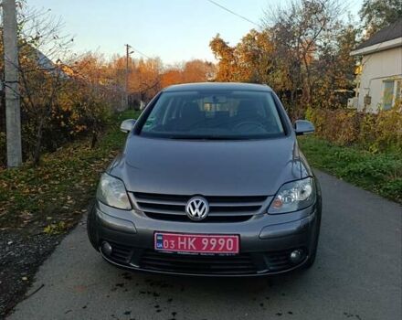 Серый Фольксваген Гольф Плюс, объемом двигателя 1.6 л и пробегом 217 тыс. км за 7400 $, фото 22 на Automoto.ua