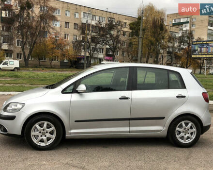 Серый Фольксваген Гольф Плюс, объемом двигателя 1.6 л и пробегом 202 тыс. км за 6800 $, фото 3 на Automoto.ua