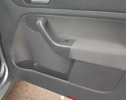 Серый Фольксваген Гольф Плюс, объемом двигателя 1.6 л и пробегом 202 тыс. км за 5650 $, фото 18 на Automoto.ua