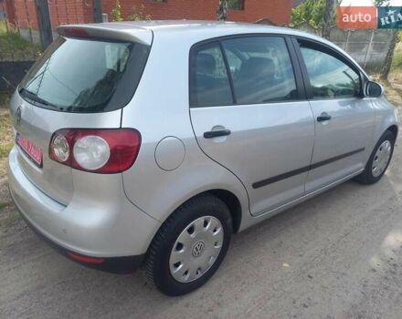 Фольксваген Гольф Плюс 2006 в Сарнах на Automoto.ua Серый Фольксваген Гольф Плюс, объемом двигателя 1.4 л и пробегом 213 тыс. км за 4999 $, фото 6 на Automoto.ua