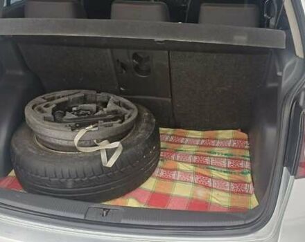 Серый Фольксваген Гольф Плюс, объемом двигателя 1.39 л и пробегом 254 тыс. км за 5800 $, фото 9 на Automoto.ua