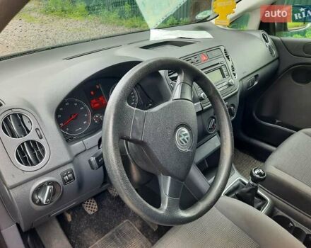 Серый Фольксваген Гольф Плюс, объемом двигателя 1.6 л и пробегом 212 тыс. км за 6100 $, фото 99 на Automoto.ua