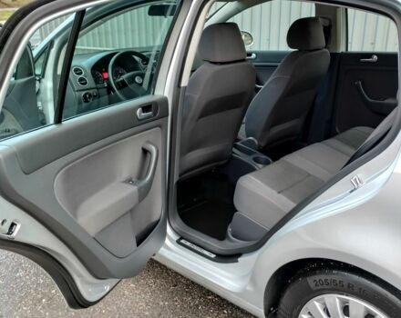 Сірий Фольксваген Golf Plus, об'ємом двигуна 1.6 л та пробігом 180 тис. км за 6500 $, фото 14 на Automoto.ua