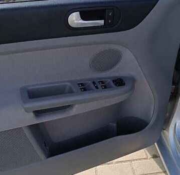 Фольксваген Гольф Плюс 2006 в Хмельницком на Automoto.ua Серый Фольксваген Гольф Плюс, объемом двигателя 1.6 л и пробегом 152 тыс. км за 7300 $, фото 7 на Automoto.ua