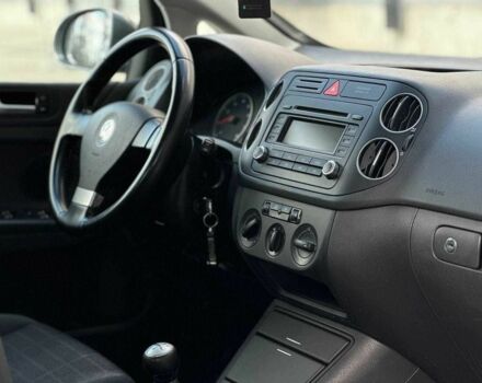 Серый Фольксваген Гольф Плюс, объемом двигателя 1.4 л и пробегом 212 тыс. км за 5500 $, фото 12 на Automoto.ua