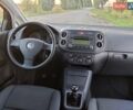 Серый Фольксваген Гольф Плюс, объемом двигателя 1.6 л и пробегом 175 тыс. км за 5800 $, фото 15 на Automoto.ua