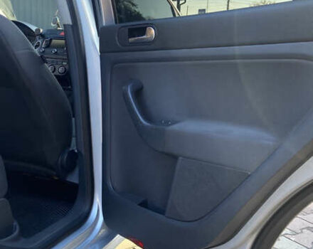 Серый Фольксваген Гольф Плюс, объемом двигателя 1.6 л и пробегом 212 тыс. км за 5399 $, фото 11 на Automoto.ua