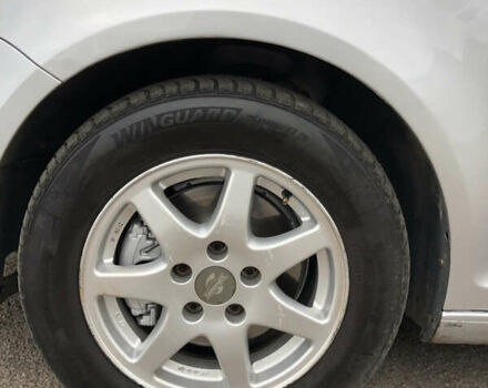 Серый Фольксваген Гольф Плюс, объемом двигателя 1.6 л и пробегом 202 тыс. км за 6800 $, фото 20 на Automoto.ua