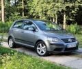Серый Фольксваген Гольф Плюс, объемом двигателя 1.6 л и пробегом 280 тыс. км за 4650 $, фото 5 на Automoto.ua