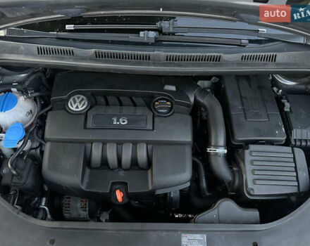 Серый Фольксваген Гольф Плюс, объемом двигателя 1.6 л и пробегом 202 тыс. км за 6500 $, фото 54 на Automoto.ua