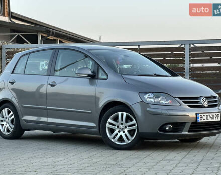 Сірий Фольксваген Golf Plus, об'ємом двигуна 1.6 л та пробігом 260 тис. км за 6799 $, фото 13 на Automoto.ua