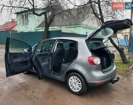 Сірий Фольксваген Golf Plus, об'ємом двигуна 1.6 л та пробігом 213 тис. км за 6750 $, фото 86 на Automoto.ua