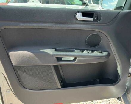 Серый Фольксваген Гольф Плюс, объемом двигателя 1.4 л и пробегом 244 тыс. км за 5600 $, фото 6 на Automoto.ua