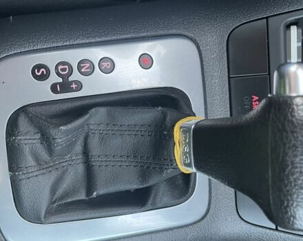 Фольксваген Гольф Плюс 2006 в Луцке на Automoto.ua Серый Фольксваген Гольф Плюс, объемом двигателя 1.9 л и пробегом 210 тыс. км за 6850 $, фото 12 на Automoto.ua