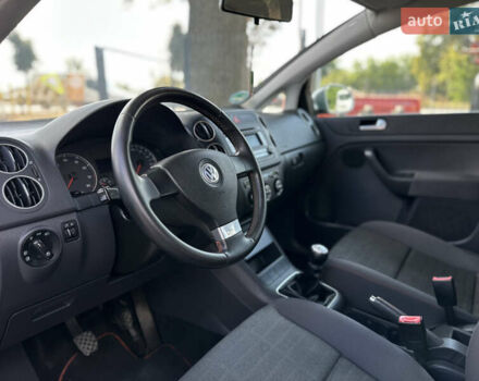 Серый Фольксваген Гольф Плюс, объемом двигателя 1.6 л и пробегом 221 тыс. км за 6400 $, фото 21 на Automoto.ua