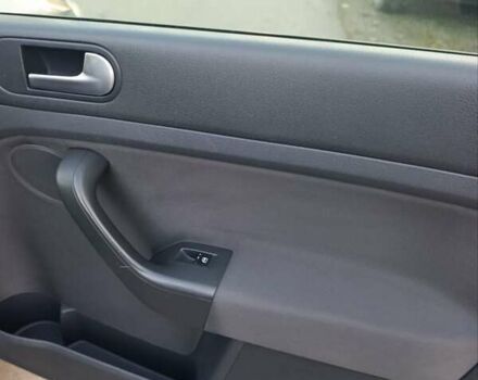 Серый Фольксваген Гольф Плюс, объемом двигателя 1.6 л и пробегом 217 тыс. км за 7400 $, фото 53 на Automoto.ua