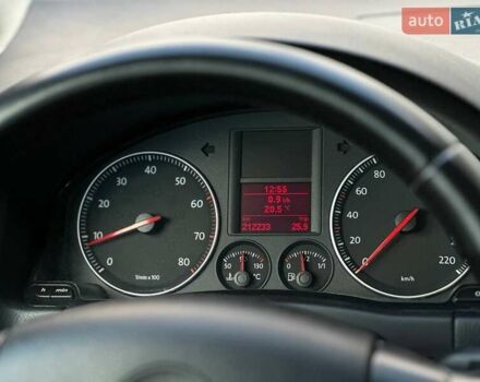 Серый Фольксваген Гольф Плюс, объемом двигателя 1.39 л и пробегом 212 тыс. км за 5500 $, фото 20 на Automoto.ua