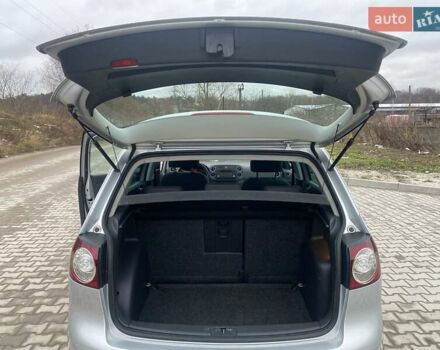 Серый Фольксваген Гольф Плюс, объемом двигателя 1.9 л и пробегом 216 тыс. км за 2950 $, фото 5 на Automoto.ua