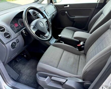 Серый Фольксваген Гольф Плюс, объемом двигателя 1.4 л и пробегом 256 тыс. км за 6999 $, фото 11 на Automoto.ua