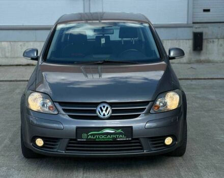 Серый Фольксваген Гольф Плюс, объемом двигателя 1.4 л и пробегом 212 тыс. км за 5500 $, фото 3 на Automoto.ua