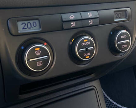 Серый Фольксваген Гольф Плюс, объемом двигателя 1.6 л и пробегом 212 тыс. км за 5399 $, фото 20 на Automoto.ua