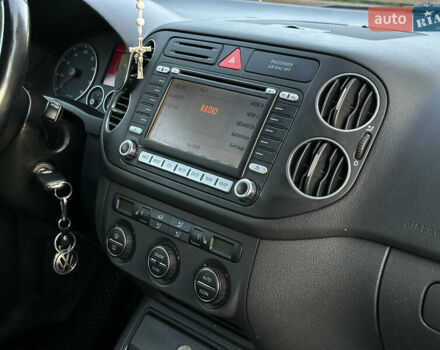 Сірий Фольксваген Golf Plus, об'ємом двигуна 1.6 л та пробігом 260 тис. км за 6799 $, фото 59 на Automoto.ua