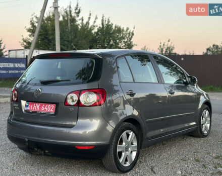 Серый Фольксваген Гольф Плюс, объемом двигателя 1.6 л и пробегом 202 тыс. км за 6500 $, фото 13 на Automoto.ua