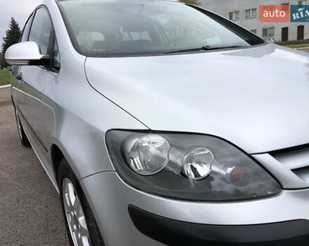 Серый Фольксваген Гольф Плюс, объемом двигателя 1.6 л и пробегом 202 тыс. км за 6800 $, фото 9 на Automoto.ua