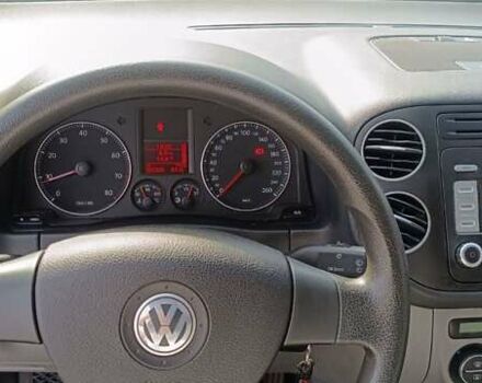 Фольксваген Гольф Плюс 2006 в Хмельницком на Automoto.ua Серый Фольксваген Гольф Плюс, объемом двигателя 1.6 л и пробегом 152 тыс. км за 7300 $, фото 11 на Automoto.ua
