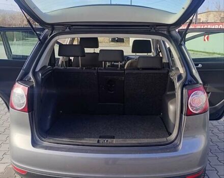 Сірий Фольксваген Golf Plus, об'ємом двигуна 1.6 л та пробігом 206 тис. км за 5700 $, фото 11 на Automoto.ua