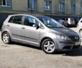 Серый Фольксваген Гольф Плюс, объемом двигателя 1.6 л и пробегом 280 тыс. км за 4650 $, фото 1 на Automoto.ua